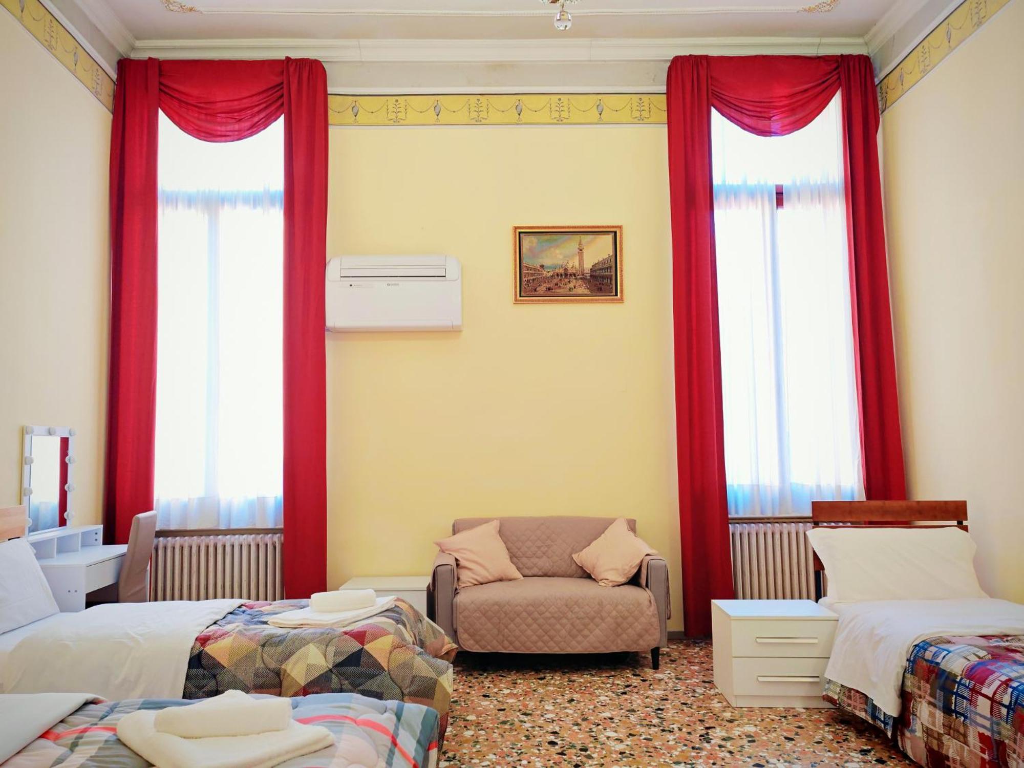 Venice Tourist House Bagian luar foto